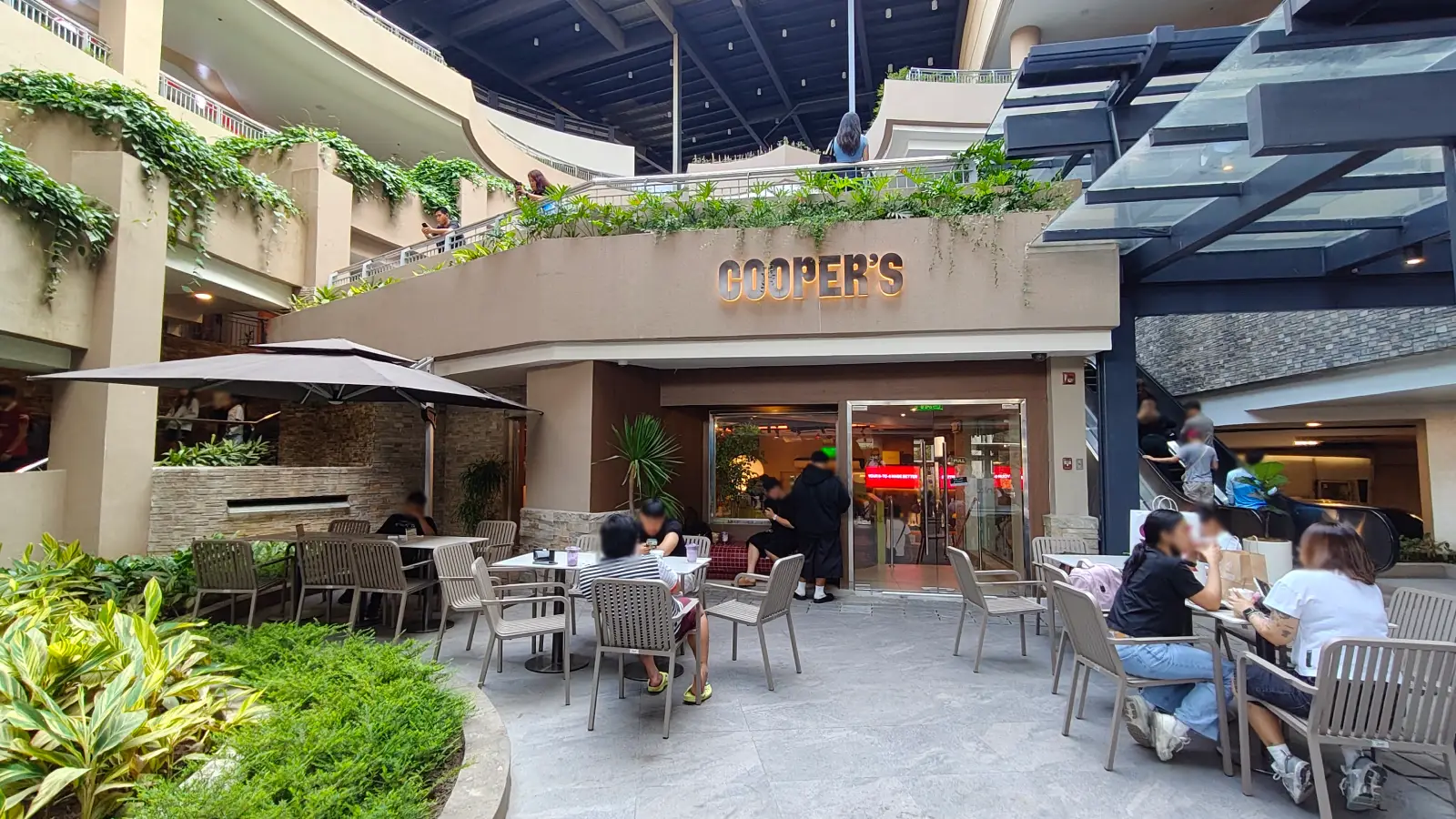 COOPER'S COFFEE HAUS in TriNoma
